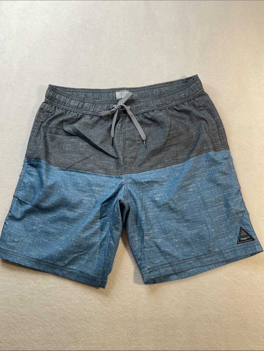 Trinity Gray and Silver Men's Swim Shorts DRAWN STRING SIZE L ELASTIC WAISTBAND